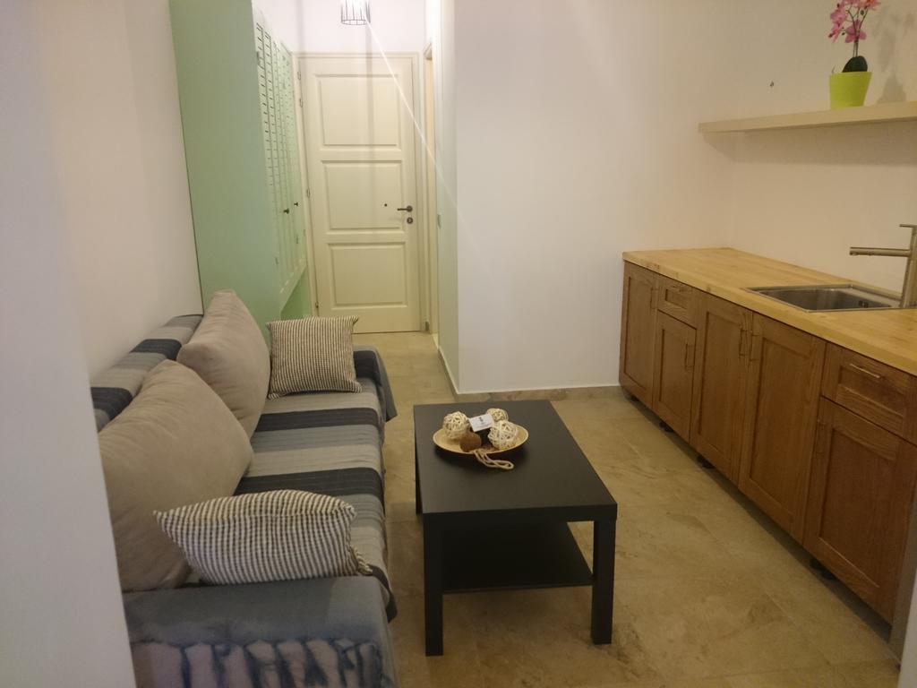 Guesthouse 1932 Himare Exterior foto